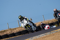 anglesey-no-limits-trackday;anglesey-photographs;anglesey-trackday-photographs;enduro-digital-images;event-digital-images;eventdigitalimages;no-limits-trackdays;peter-wileman-photography;racing-digital-images;trac-mon;trackday-digital-images;trackday-photos;ty-croes